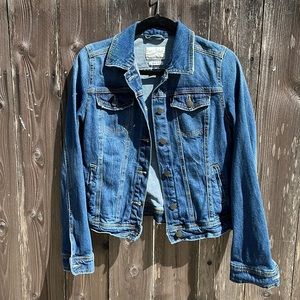 Universal Thread Freeborn denim jacket (S)